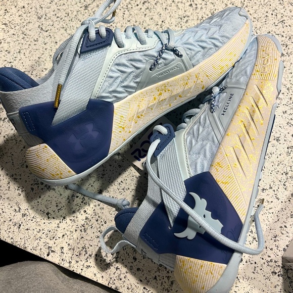 Project Rock Lifting Workout Shoes - Picture 2 of 9